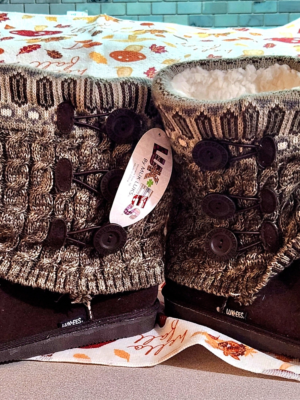 NEW Muk Luks LUK.EES Womens Brown Sweater Pull-on Booties Size 10 Cheryl